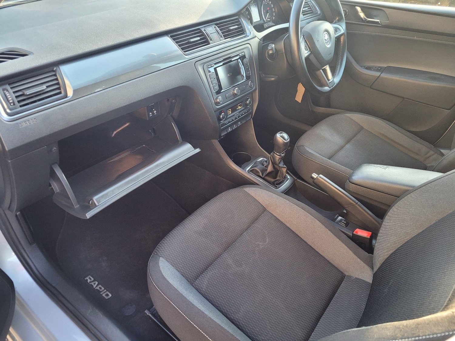 Used Skoda Rapid Spaceback 2015 for sale - 76801729: Photo 15