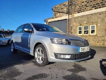 (15) - 1.6 TDI SE Tech Euro 5 5dr