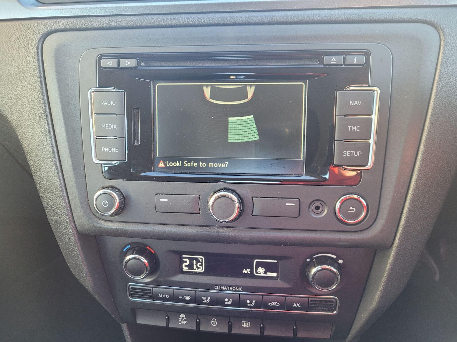 Used Skoda Rapid Spaceback 2015 for sale - 76801729: Photo 34