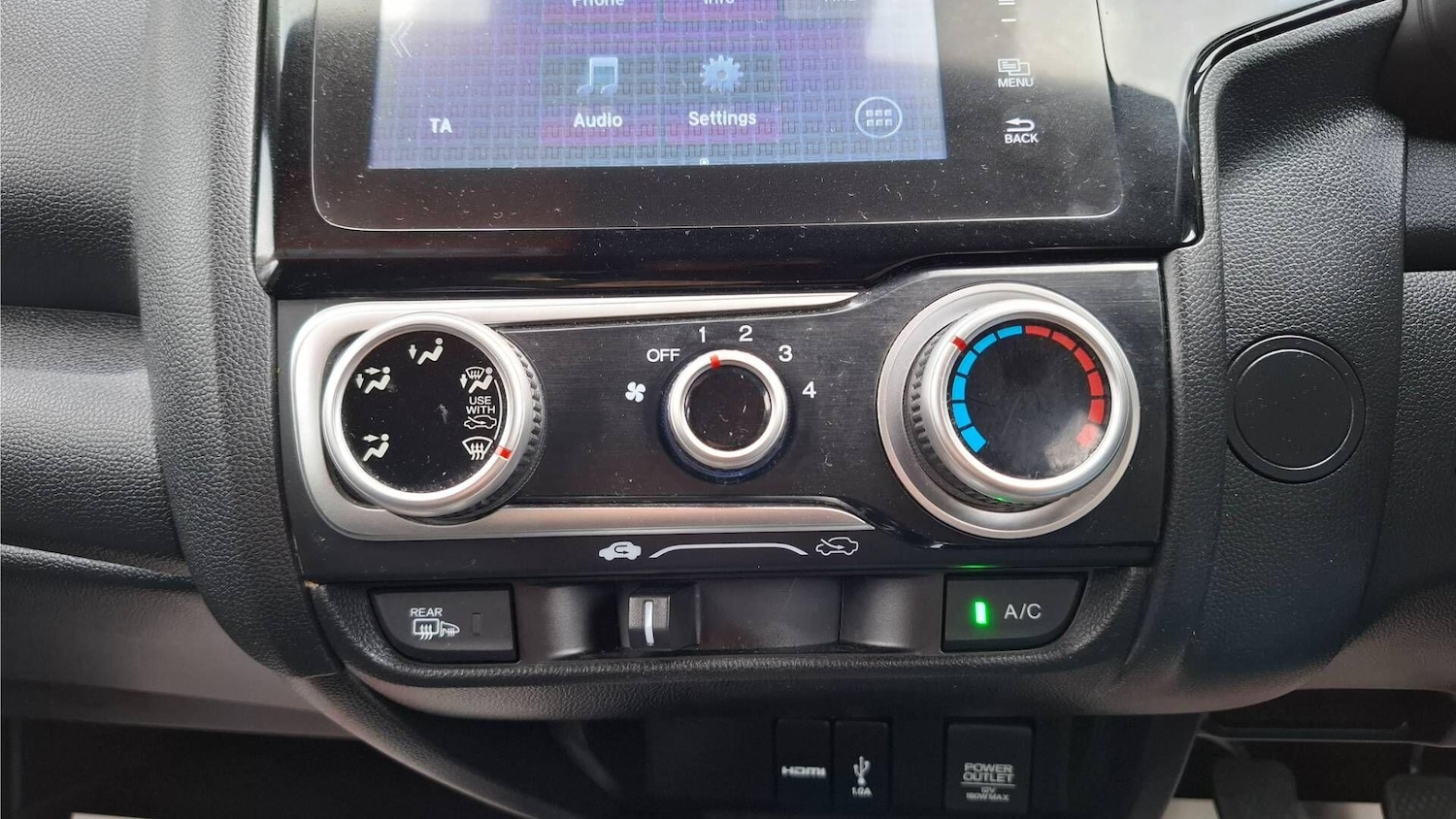 Used Honda Jazz 2018 for sale - 76994350: Photo 16