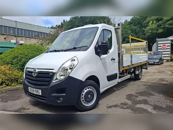 Vauxhall - Movano