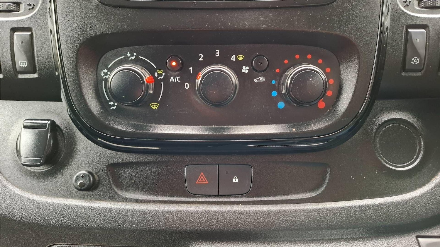 Used Vauxhall Vivaro 2019 for sale - 78020117: Photo 20