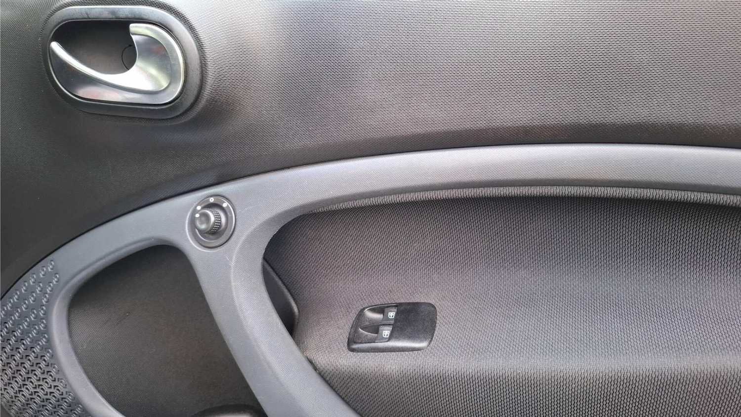 Used smart fortwo 2017 for sale - 76743331: Photo 12