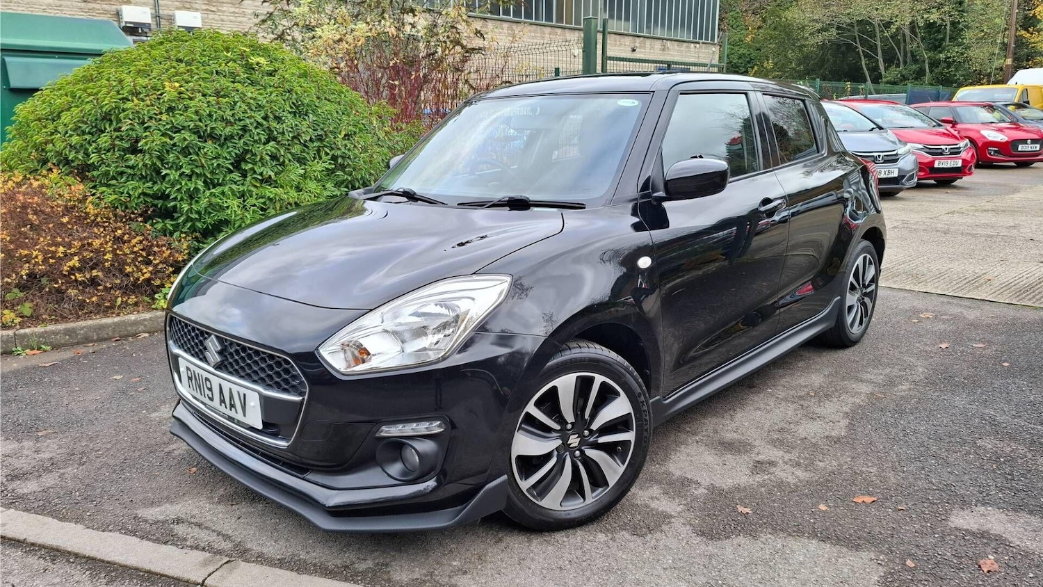 Used Suzuki Swift 2019 for sale - 76572989: Photo 1