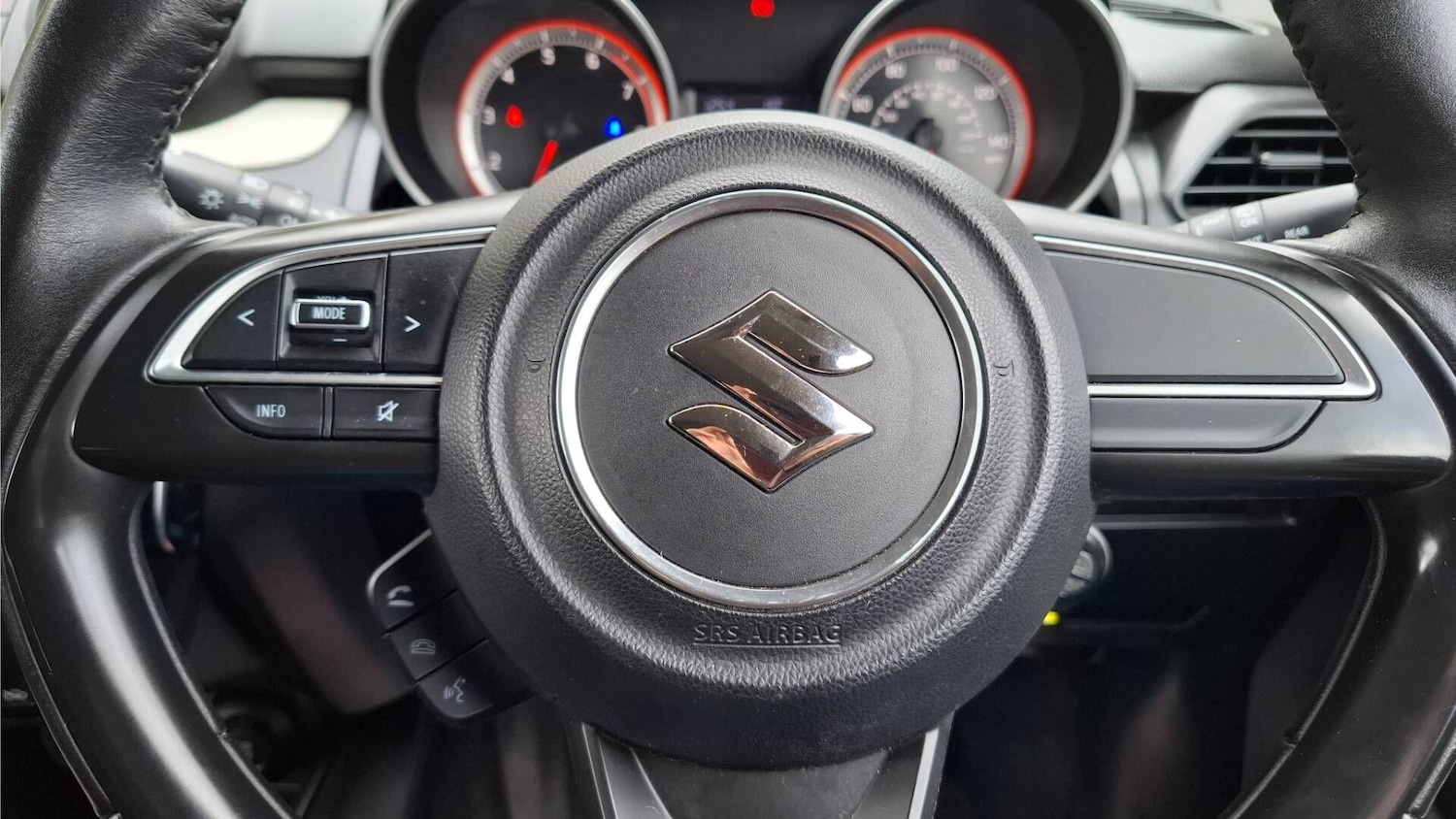 Used Suzuki Swift 2019 for sale - 76572989: Photo 14