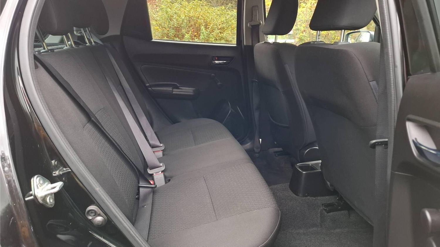 Used Suzuki Swift 2019 for sale - 76572989: Photo 24