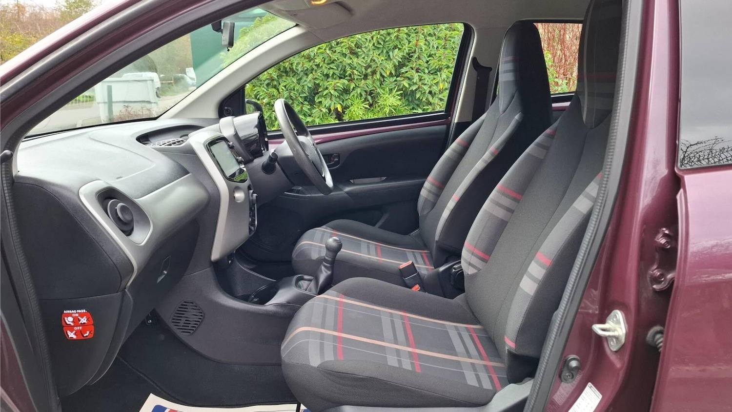 Used Peugeot 108 2016 for sale - 76619751: Photo 17