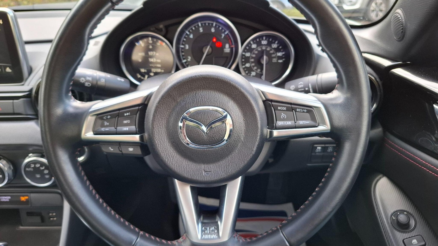 Used Mazda MX-5 2018 for sale - 76936598: Photo 20