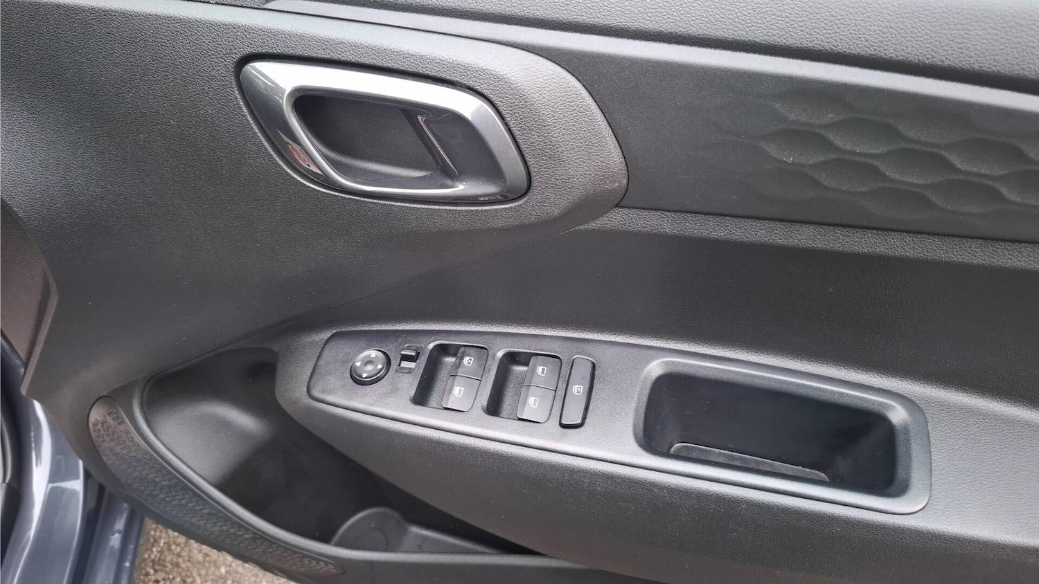 Used Hyundai i10 2022 for sale - 76573769: Photo 12