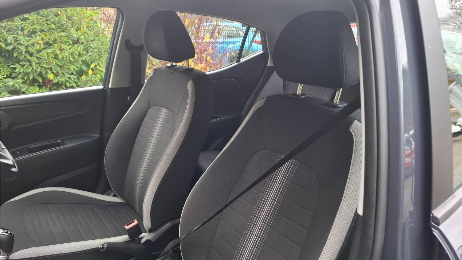 Used Hyundai i10 2022 for sale - 76573769: Photo 21