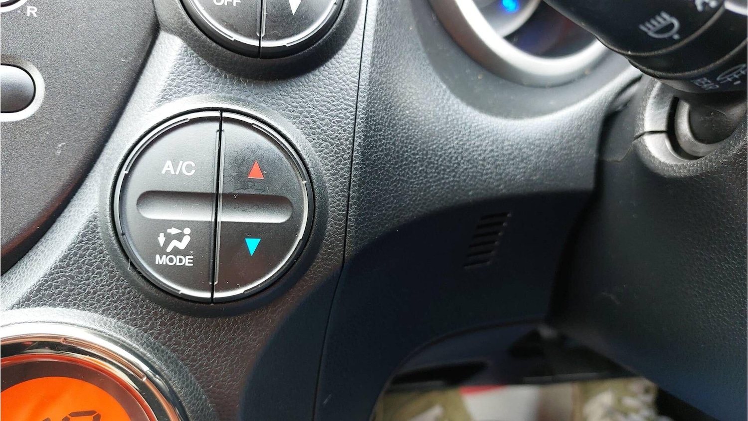 Used Honda Jazz 2014 for sale - 76573192: Photo 15