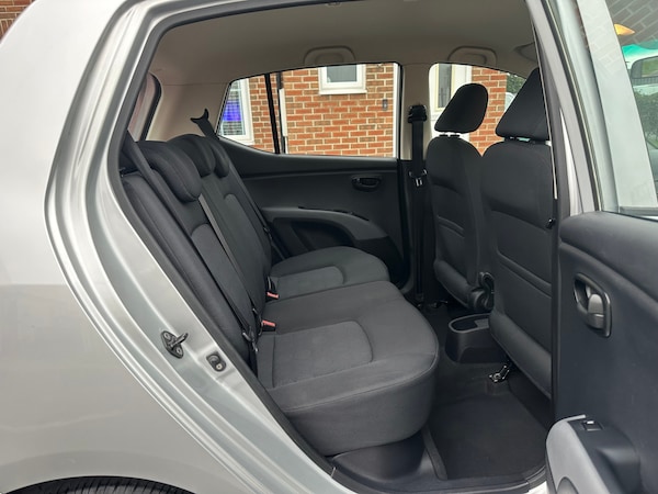 Used Hyundai i10 2009 for sale - 76309762: Photo 22
