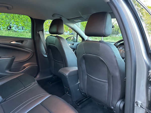 Used Vauxhall Astra 2017 for sale - 76211585: Photo 23