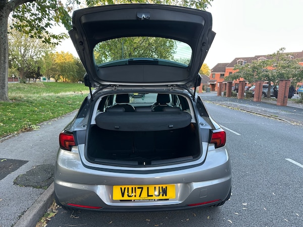 Used Vauxhall Astra 2017 for sale - 76211585: Photo 29