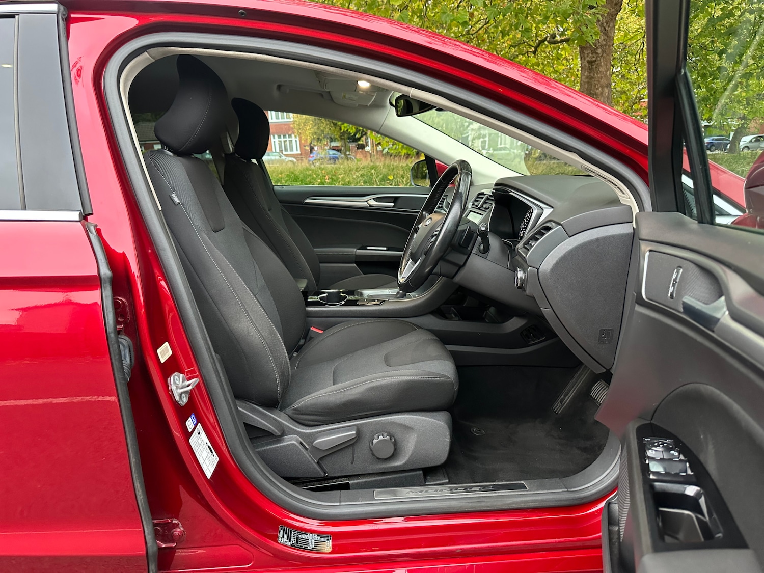 Used Ford Mondeo 2016 for sale - 76243597: Photo 10