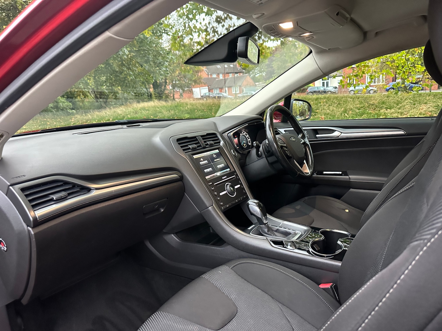 Used Ford Mondeo 2016 for sale - 76243597: Photo 11