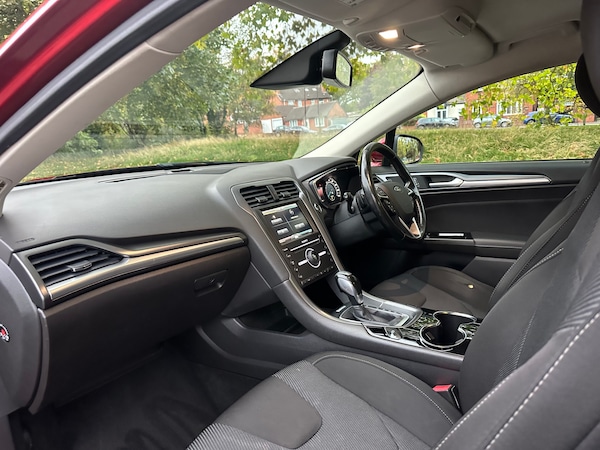 Used Ford Mondeo 2016 for sale - 76243597: Photo 11