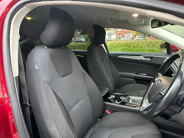Used Ford Mondeo 2016 for sale - 76243597: Photo 14