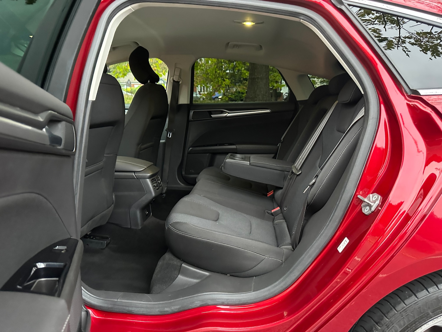 Used Ford Mondeo 2016 for sale - 76243597: Photo 27