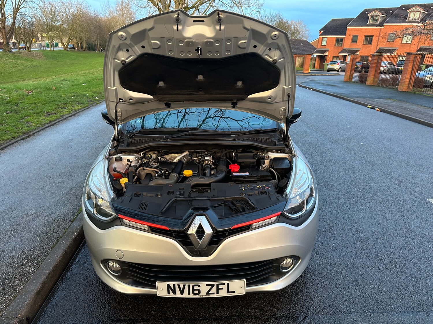 Used Renault Clio 2016 for sale - 77555816: Photo 32