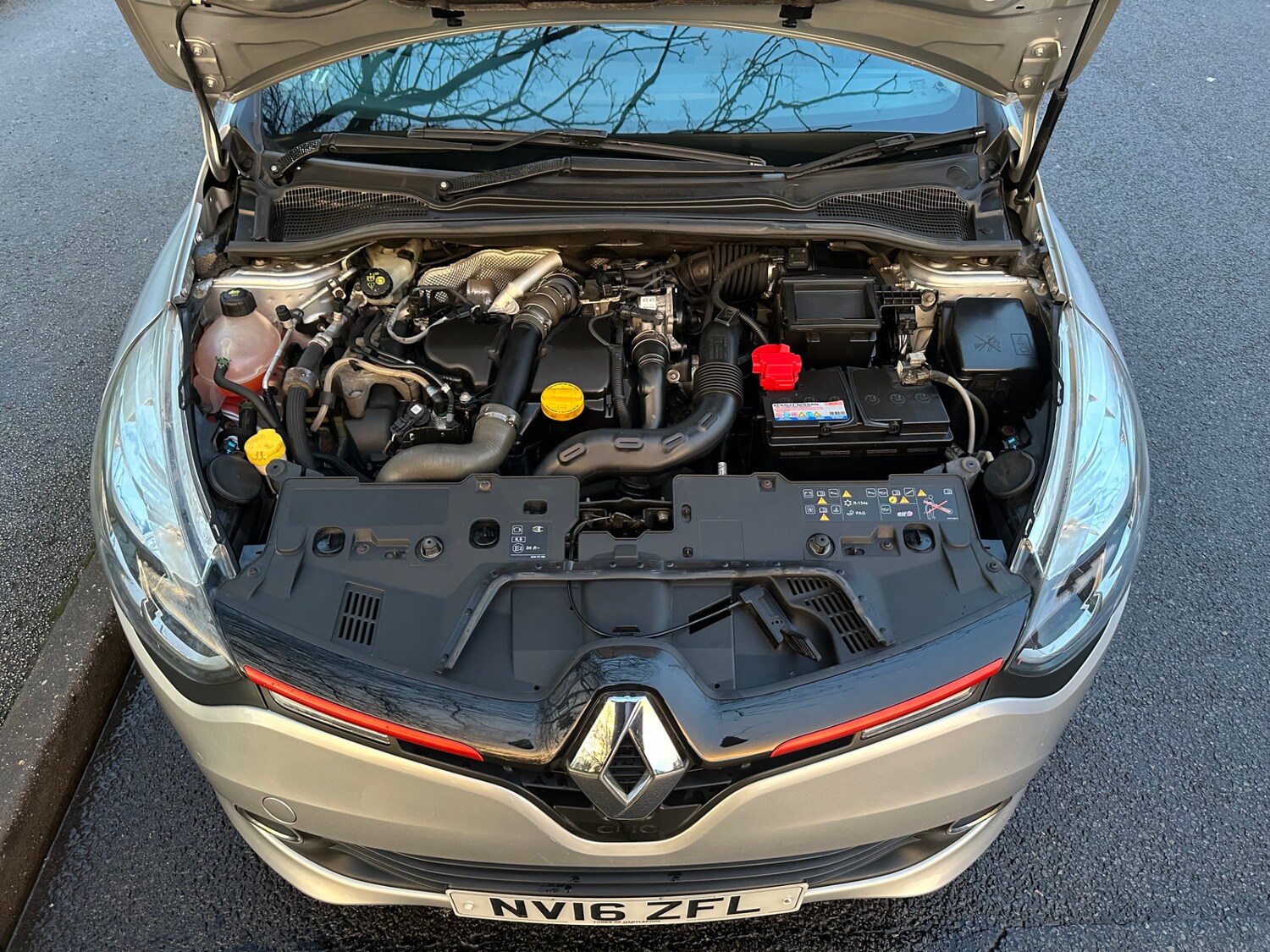 Used Renault Clio 2016 for sale - 77555816: Photo 33