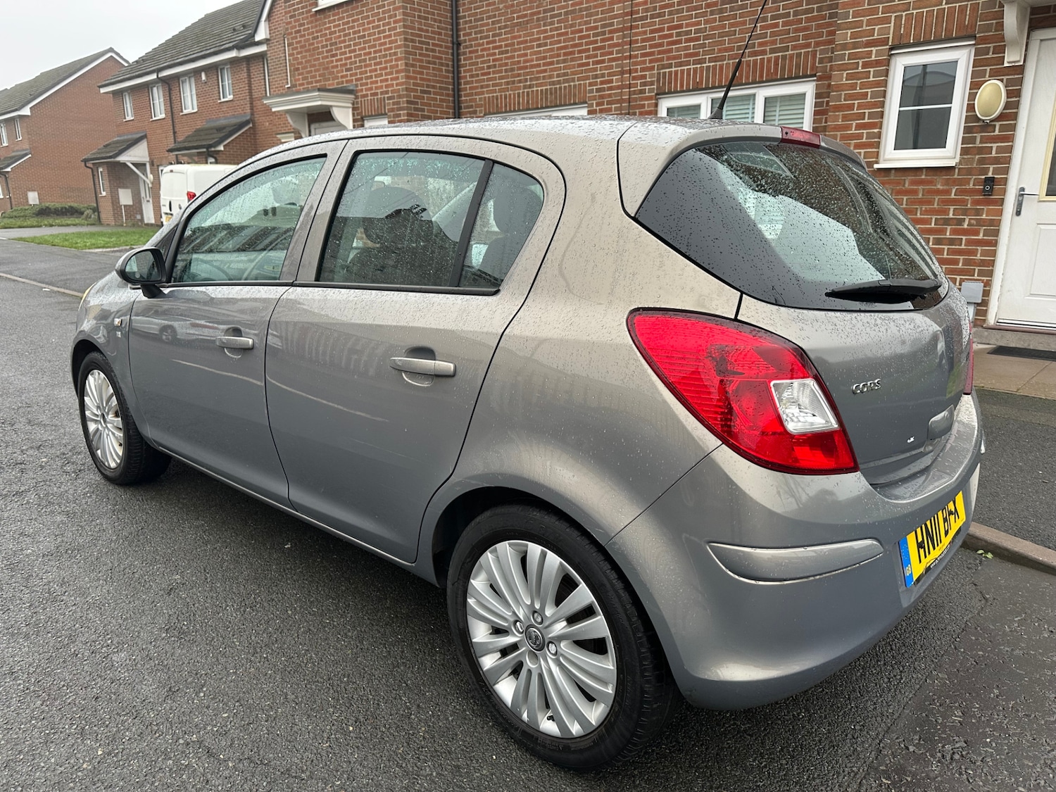 Used Vauxhall Corsa 2011 for sale - 77241156: Photo 4
