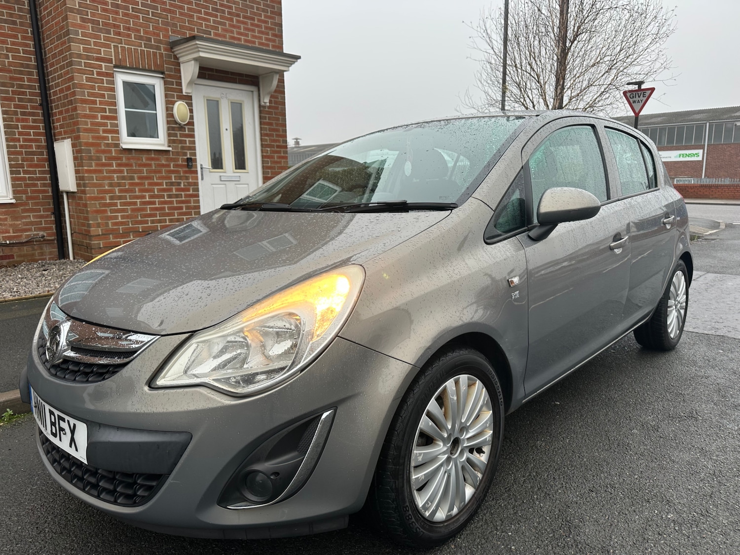 Used Vauxhall Corsa 2011 for sale - 77241156: Photo 6