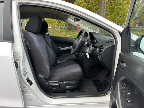 Used Mazda Mazda2 2012 for sale - 76257725: Photo 10