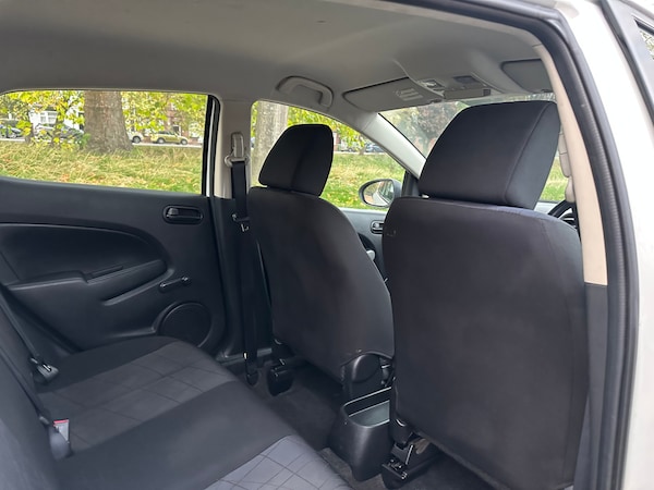 Used Mazda Mazda2 2012 for sale - 76257725: Photo 24