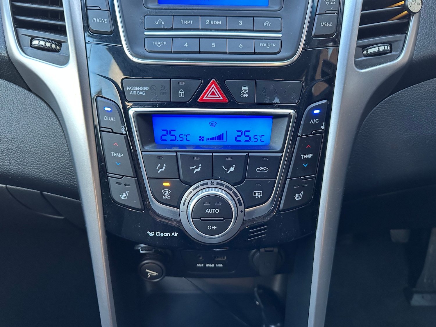 Used Hyundai i30 2012 for sale - 77164915: Photo 19