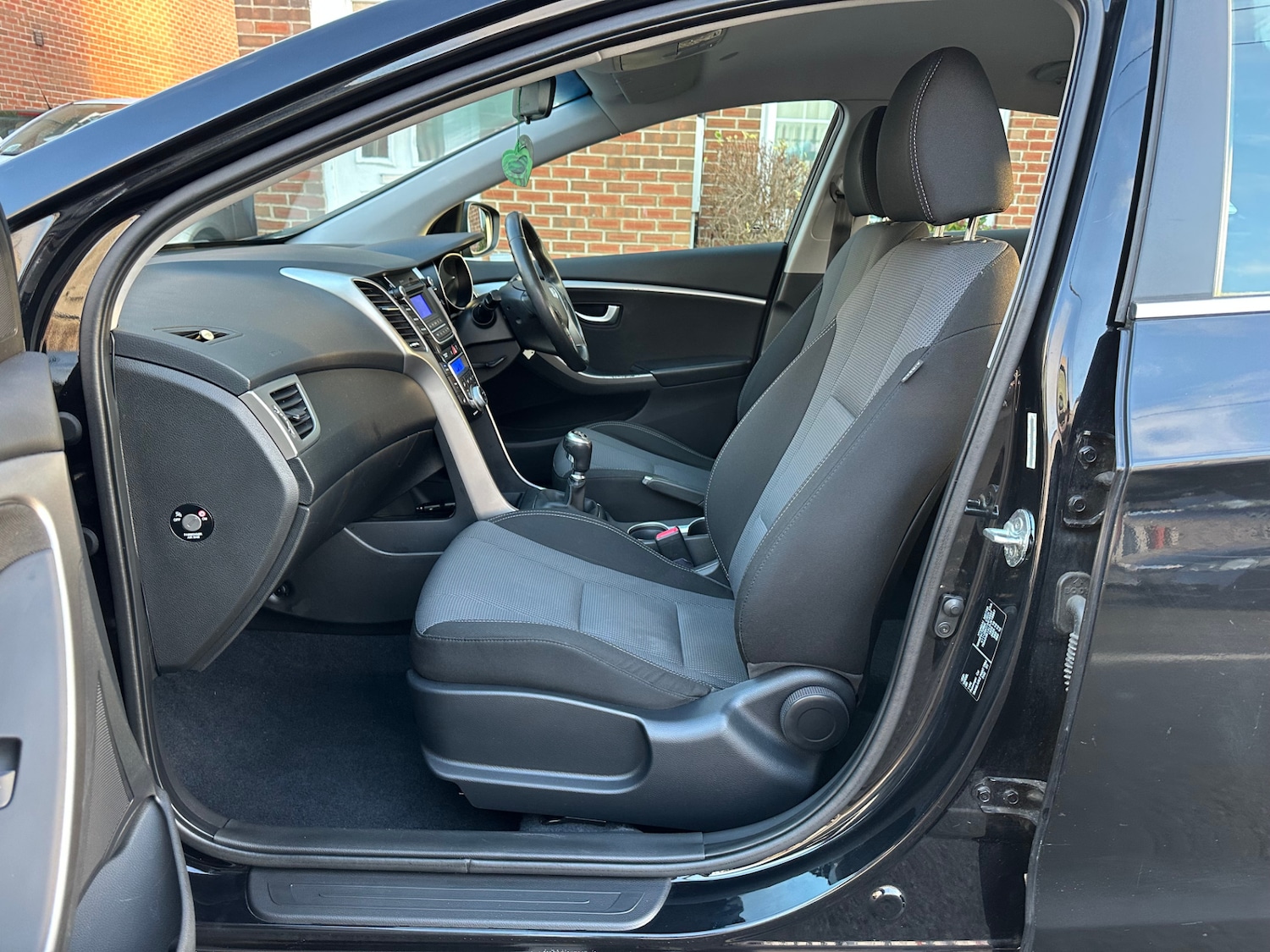 Used Hyundai i30 2012 for sale - 77164915: Photo 9