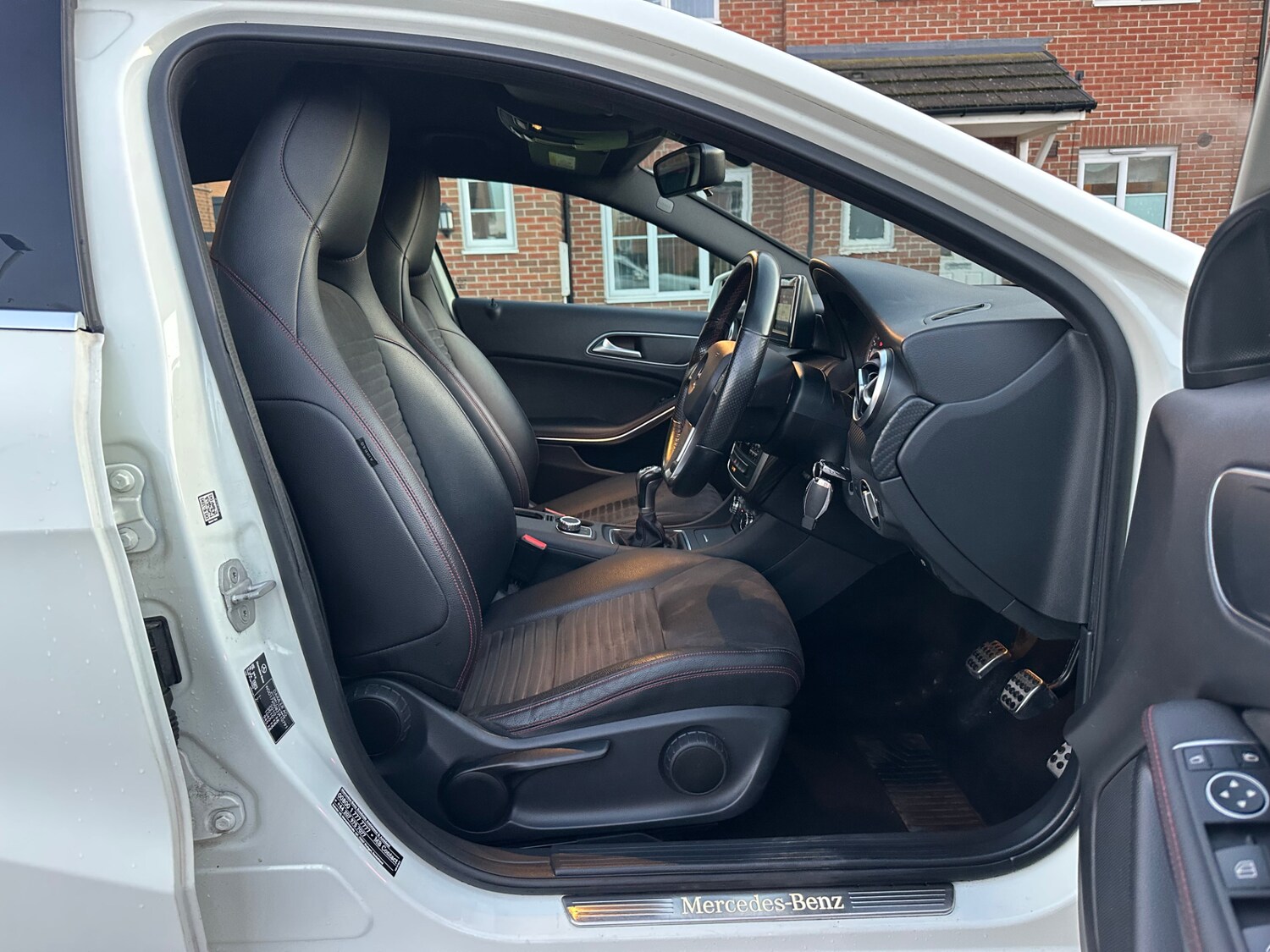 Used Mercedes-Benz A-Class 2015 for sale - 77934463: Photo 10