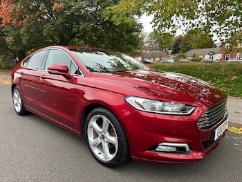 2016 (16) - 2.0 TDCi 180 Titanium 5dr Powershift