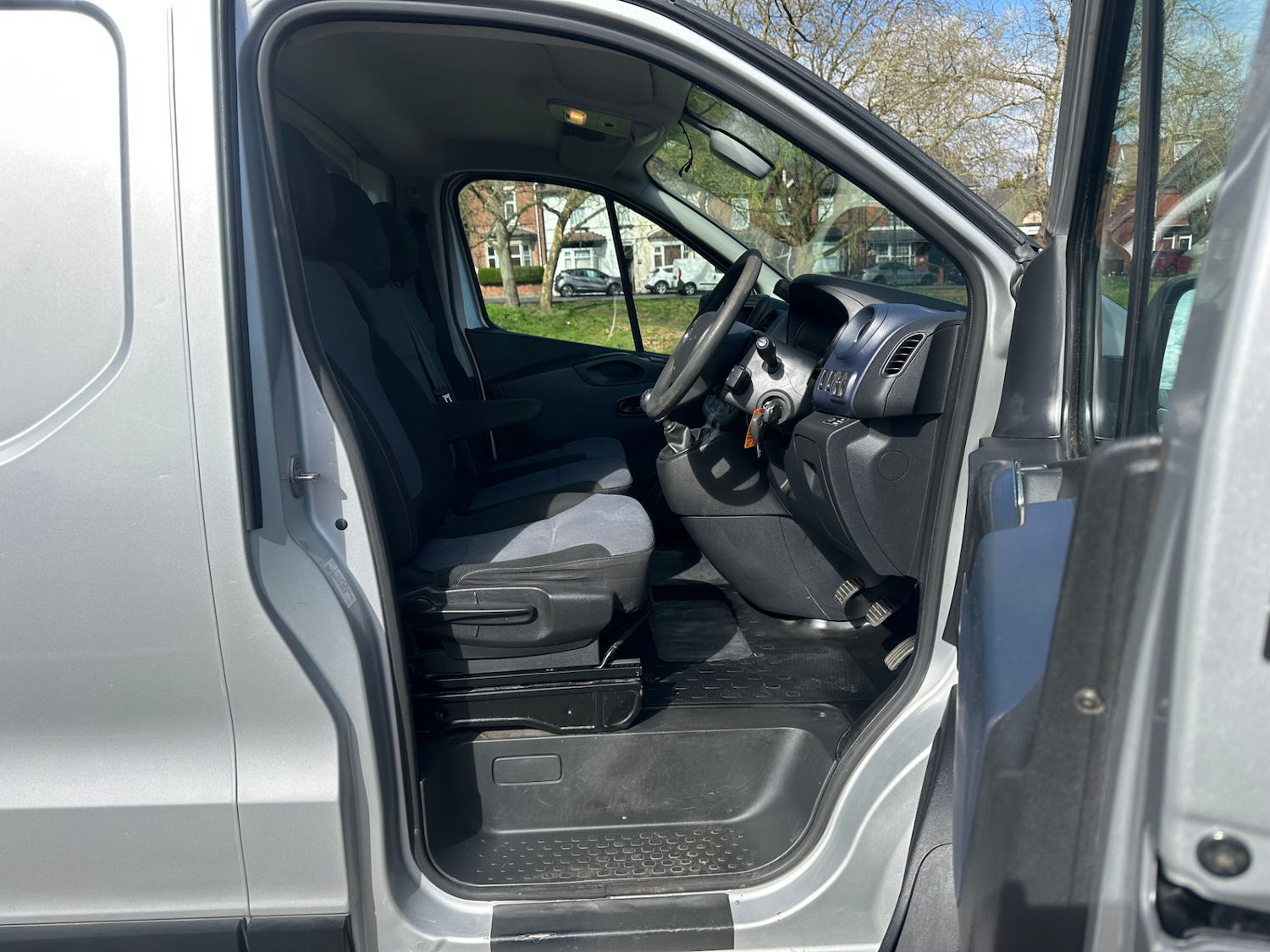 Used Vauxhall Vivaro 2015 for sale - 78099801: Photo 12