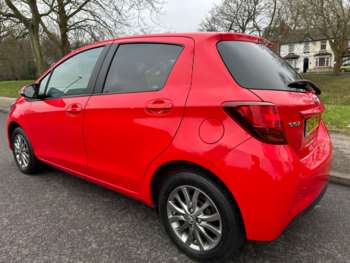 Used Toyota Yaris 2016 for sale - 74487991: Photo
