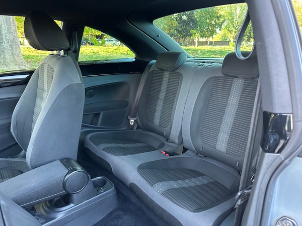 Used Volkswagen Beetle 2013 for sale - 76243341: Photo 24