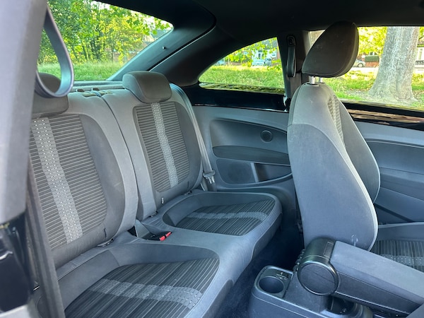 Used Volkswagen Beetle 2013 for sale - 76243341: Photo 25