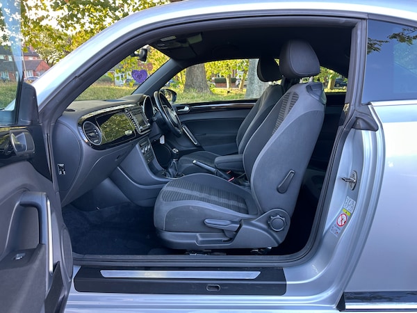 Used Volkswagen Beetle 2013 for sale - 76243341: Photo 9