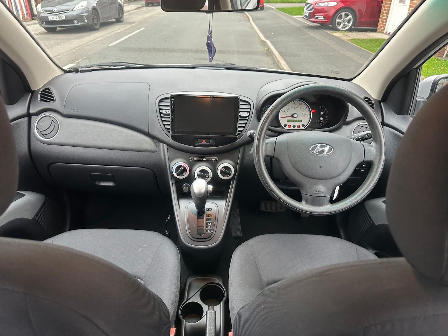 Used Hyundai i10 2009 for sale - 76949733: Photo 15