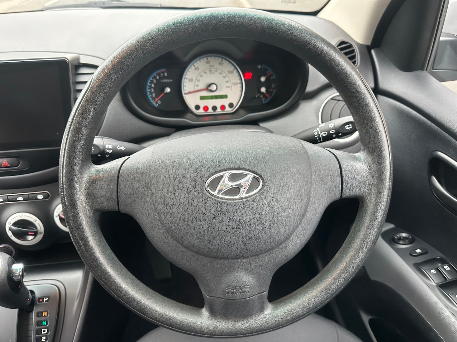 Used Hyundai i10 2009 for sale - 76949733: Photo 19