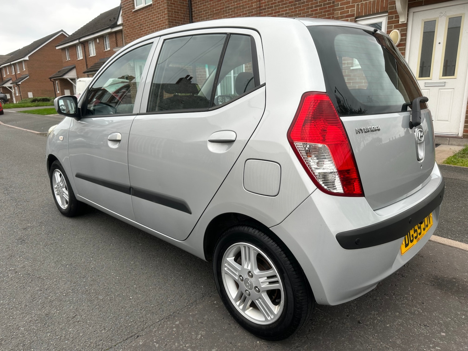 Used Hyundai i10 2009 for sale - 76949733: Photo 6