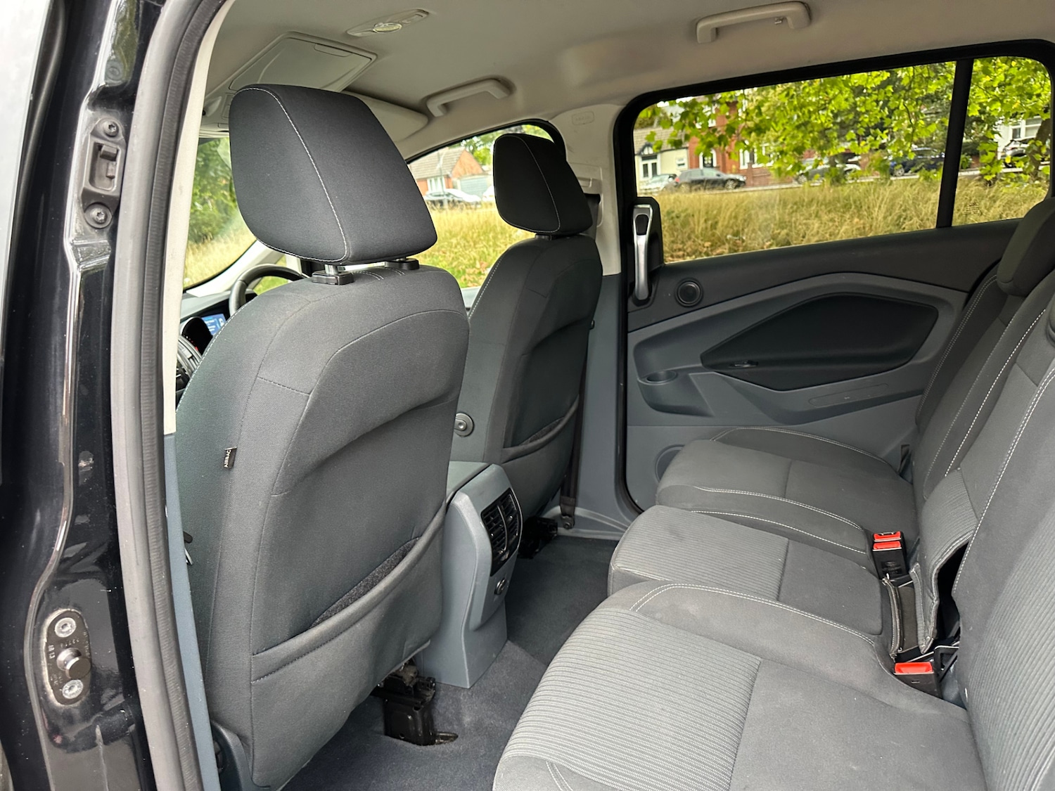 Vehicle 28