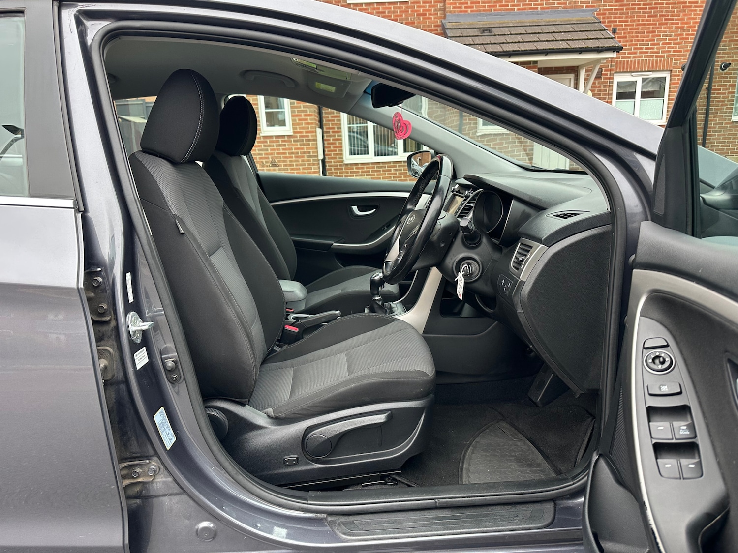 Used Hyundai i30 2015 for sale - 76292832: Photo 10