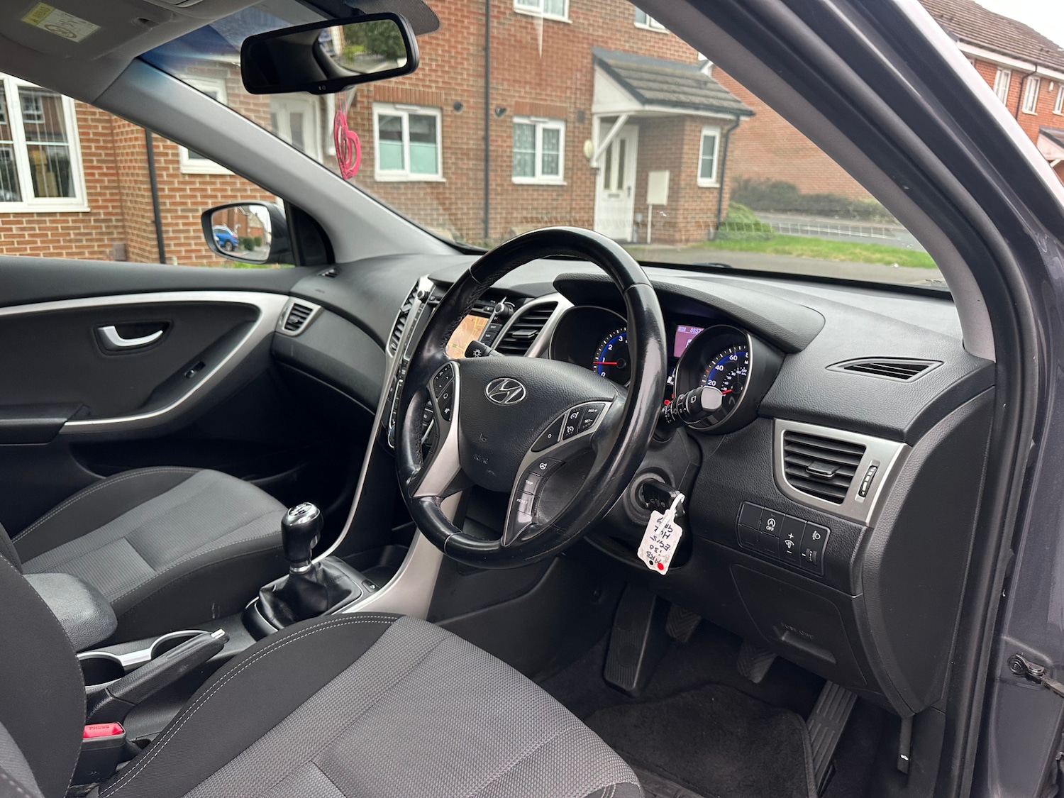 Used Hyundai i30 2015 for sale - 76292832: Photo 13