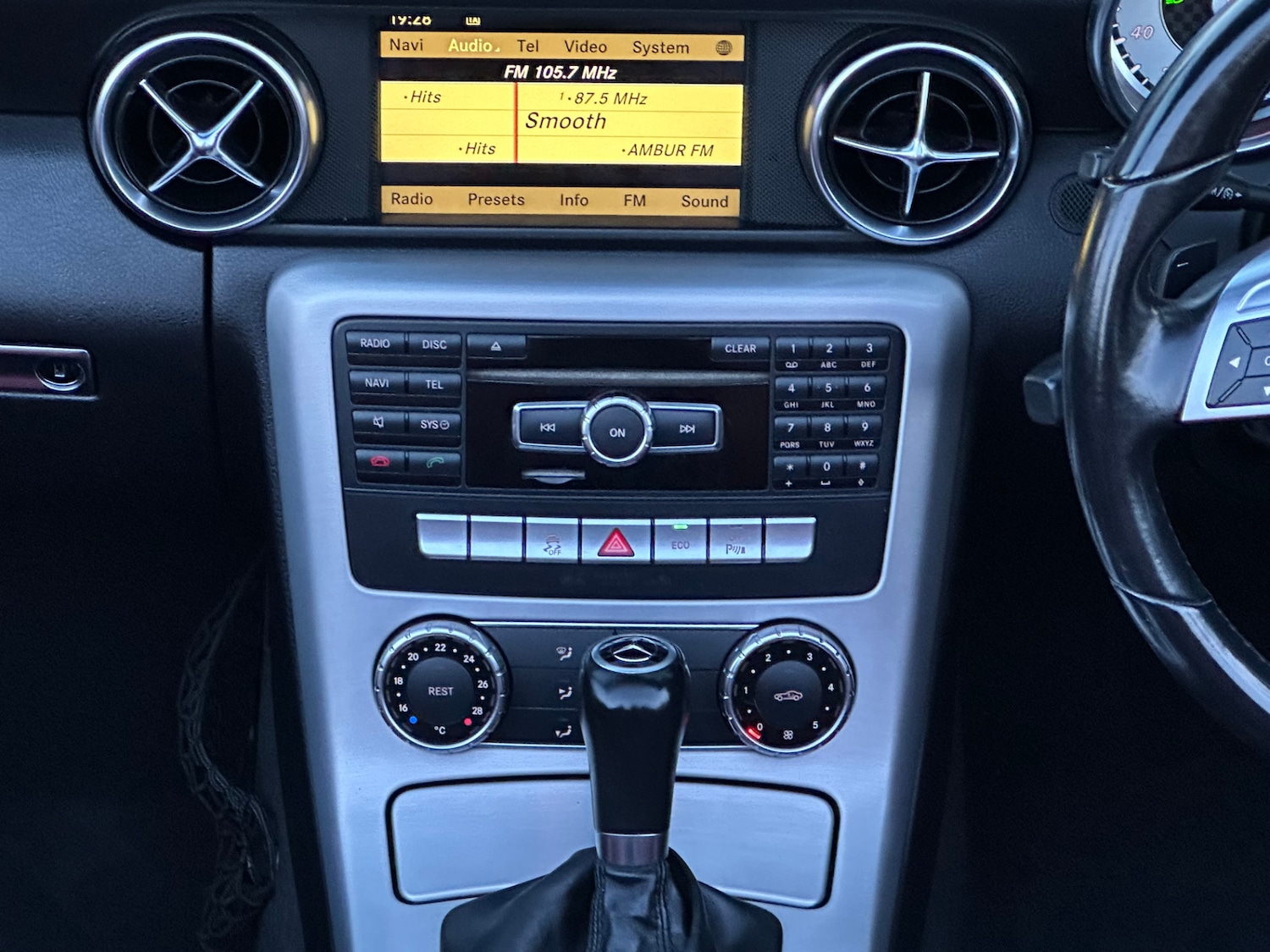 Used Mercedes-Benz SLK 2011 for sale - 78078280: Photo 28