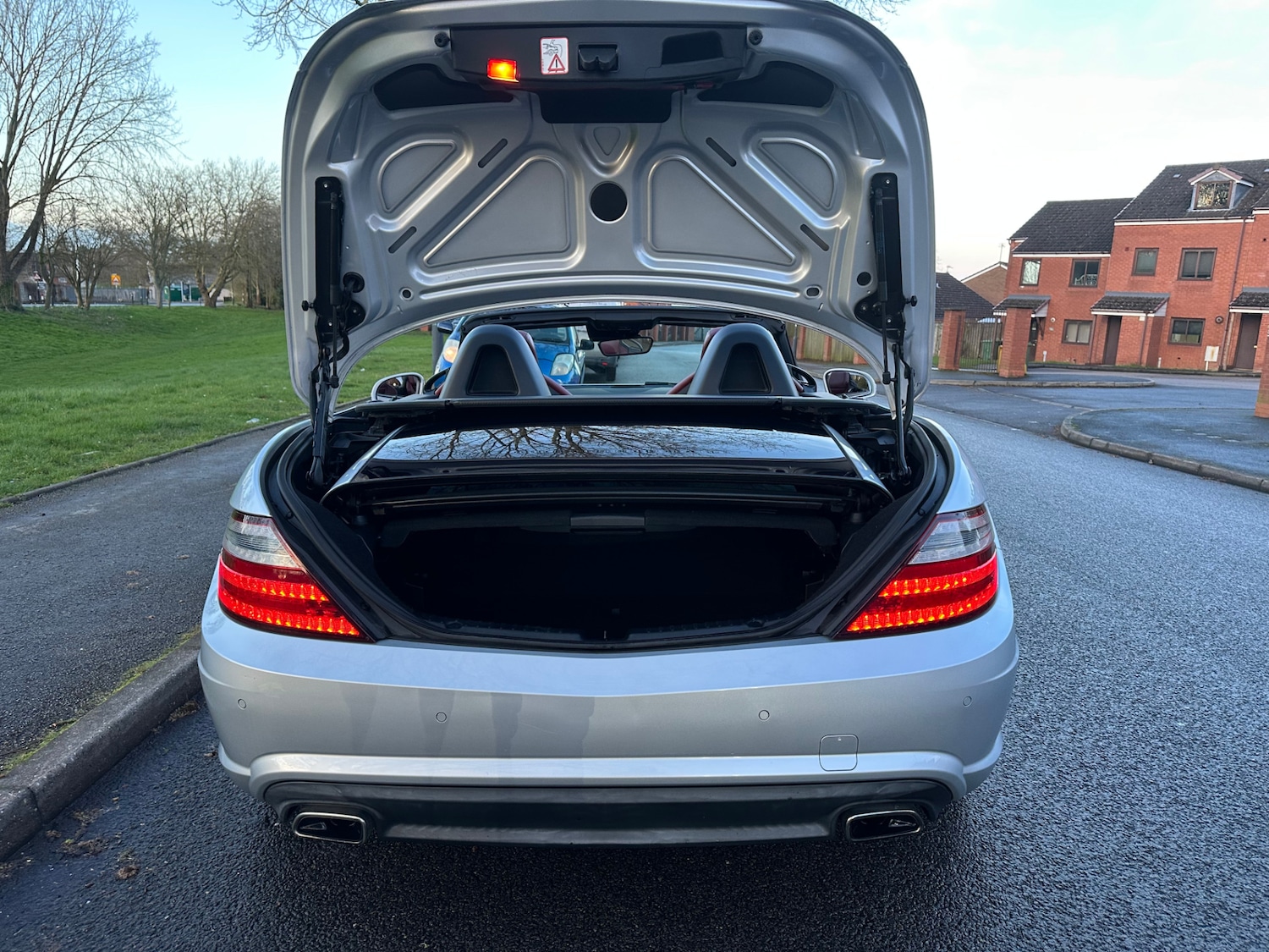 Used Mercedes-Benz SLK 2011 for sale - 78078280: Photo 32