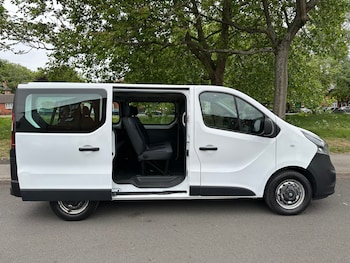 Used Vauxhall Vivaro 2016 for sale - 75689540: Photo