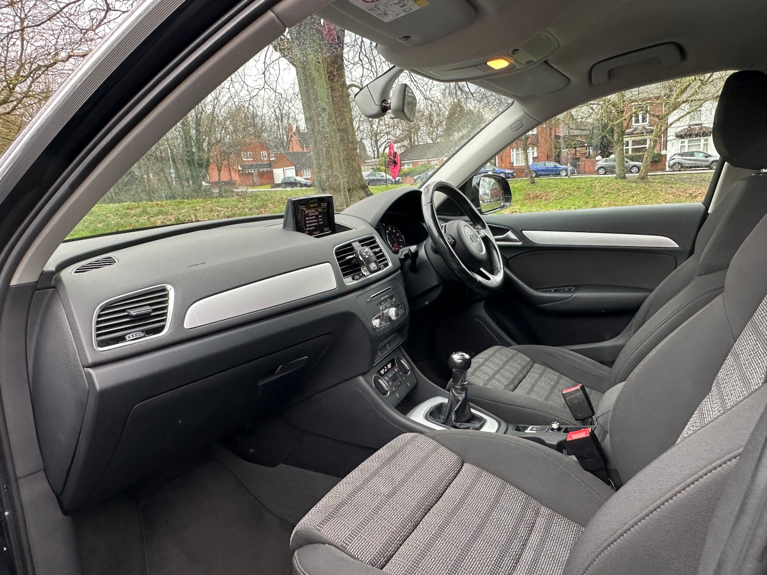 Used Audi Q3 2016 for sale - 77418575: Photo 9