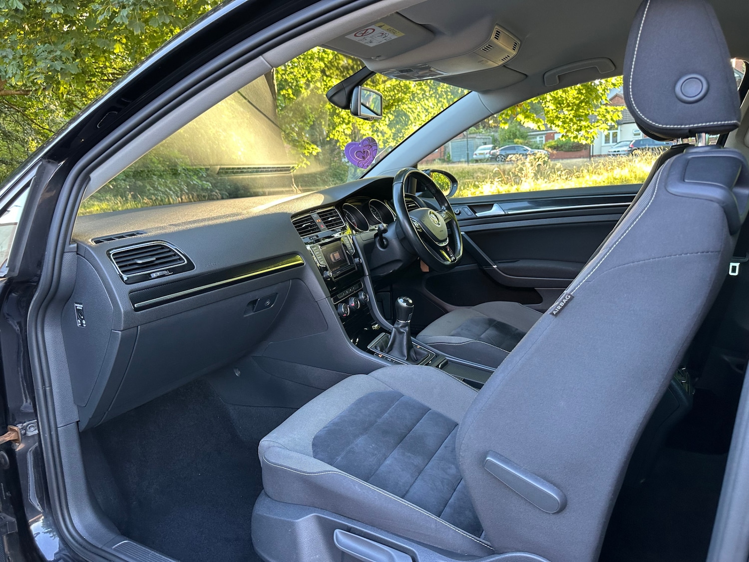 Used Volkswagen Golf 2015 for sale - 75994860: Photo 11