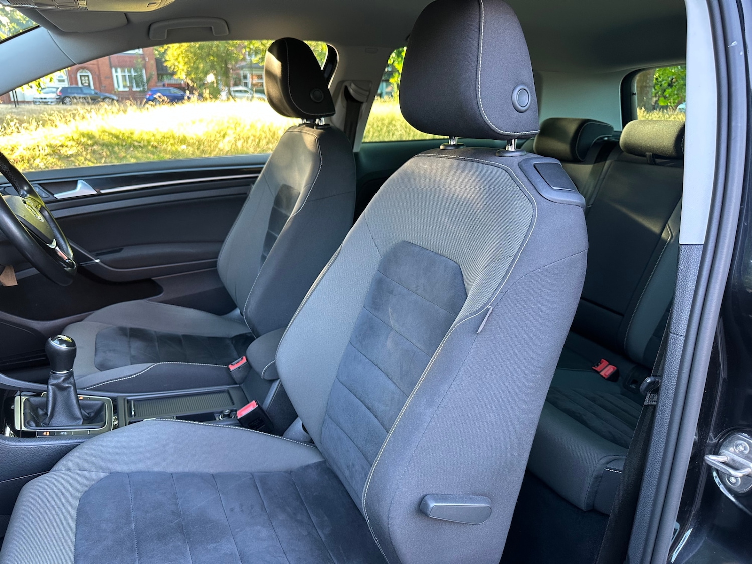 Used Volkswagen Golf 2015 for sale - 75994860: Photo 13
